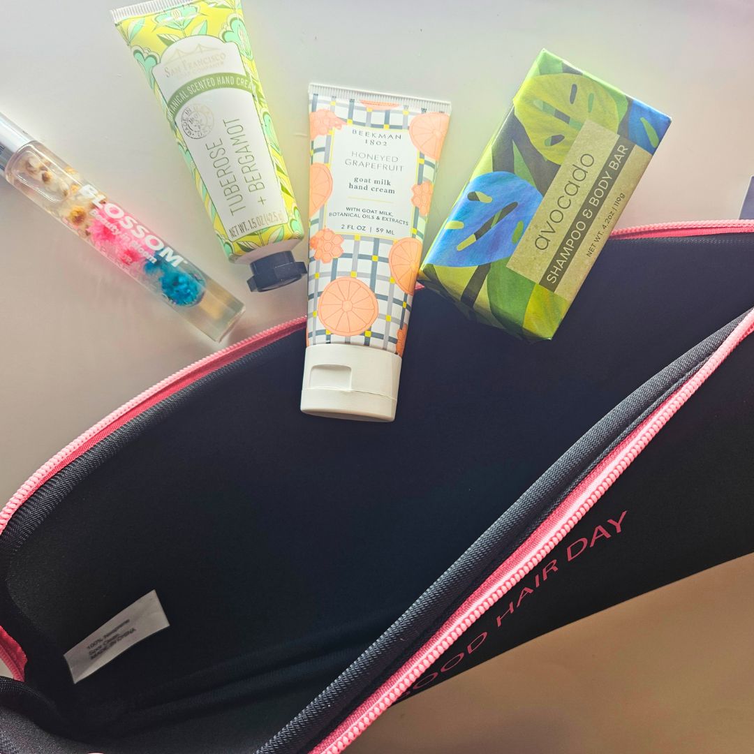 Kingsley Travel Necessities Bag "Good Hair Day"