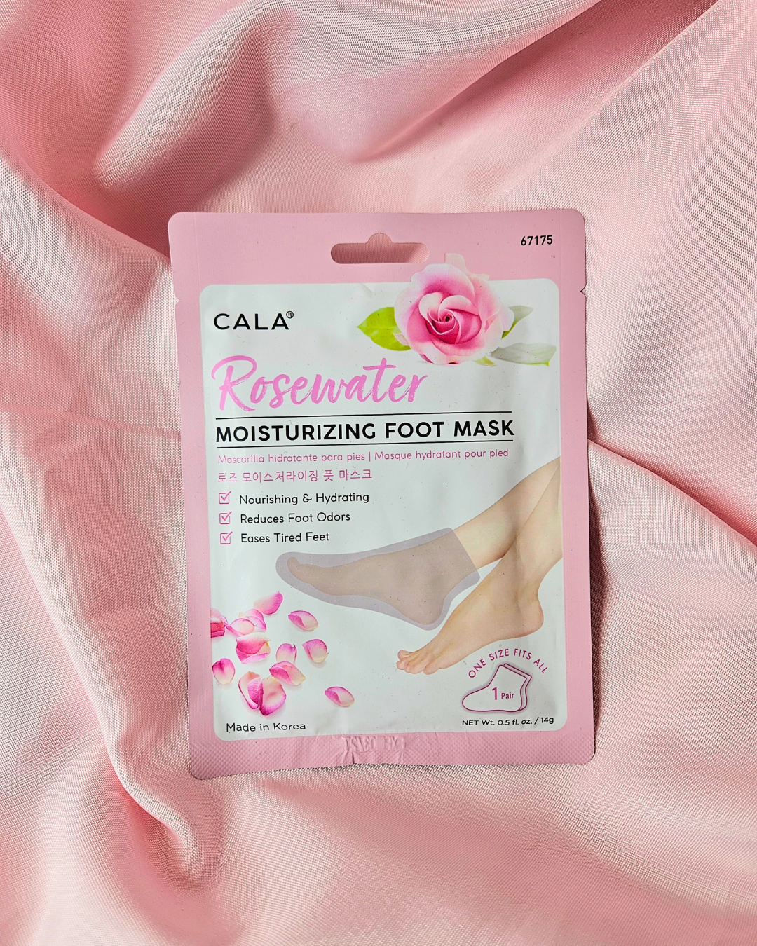 Pink Foot Mask hydrating with rosewater for nourishing and reducing odor by Cala