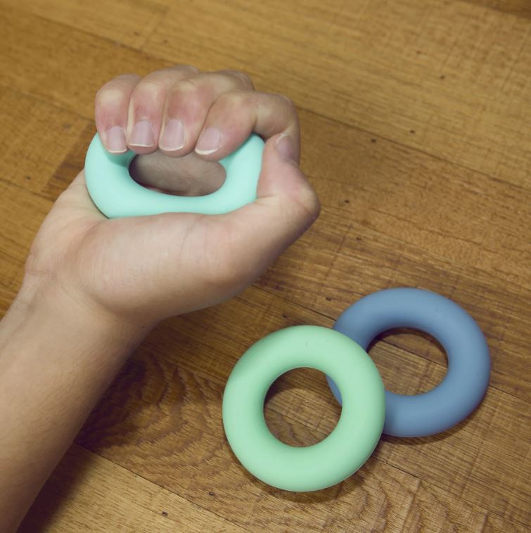 Kikkerland Hand Grip Strenghtener Rings Set of 3