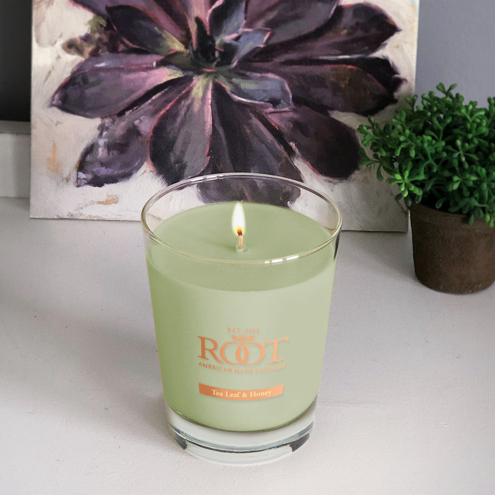 Root Candles Large Veriglass 10.5oz 630g - Tea Leaf & Honey