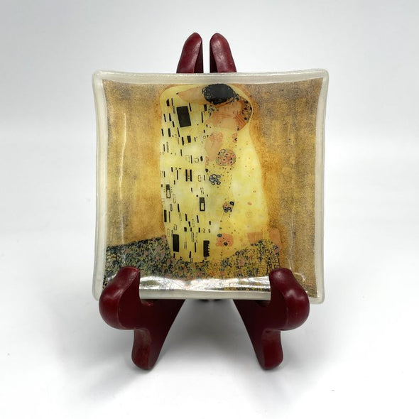 PamPeana Handmade Glass Soap Dish - Kiss Painting