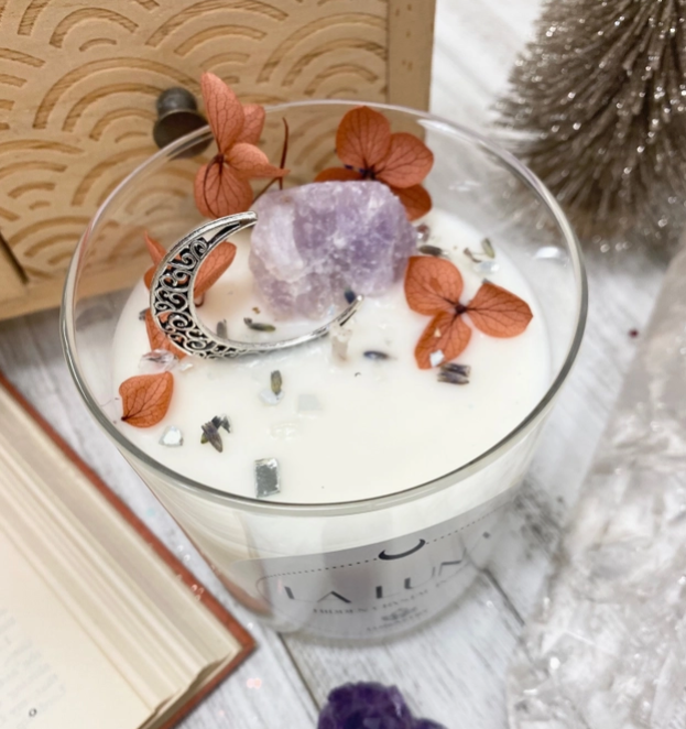 Lunastry La Luna Crystal Soy Wax Candle 11oz - Hidden Gem