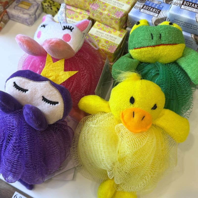 Kingsley Bath Time Buddies Nylon Scrubber