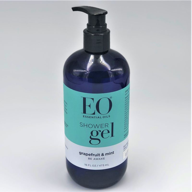 Scented with bright grapefruit and cool peppermint to uplift your mood and stimulate the mind. A perfect morning cleanser to start your day off right!