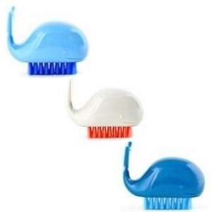Kikkerland Nail Brush - Whale